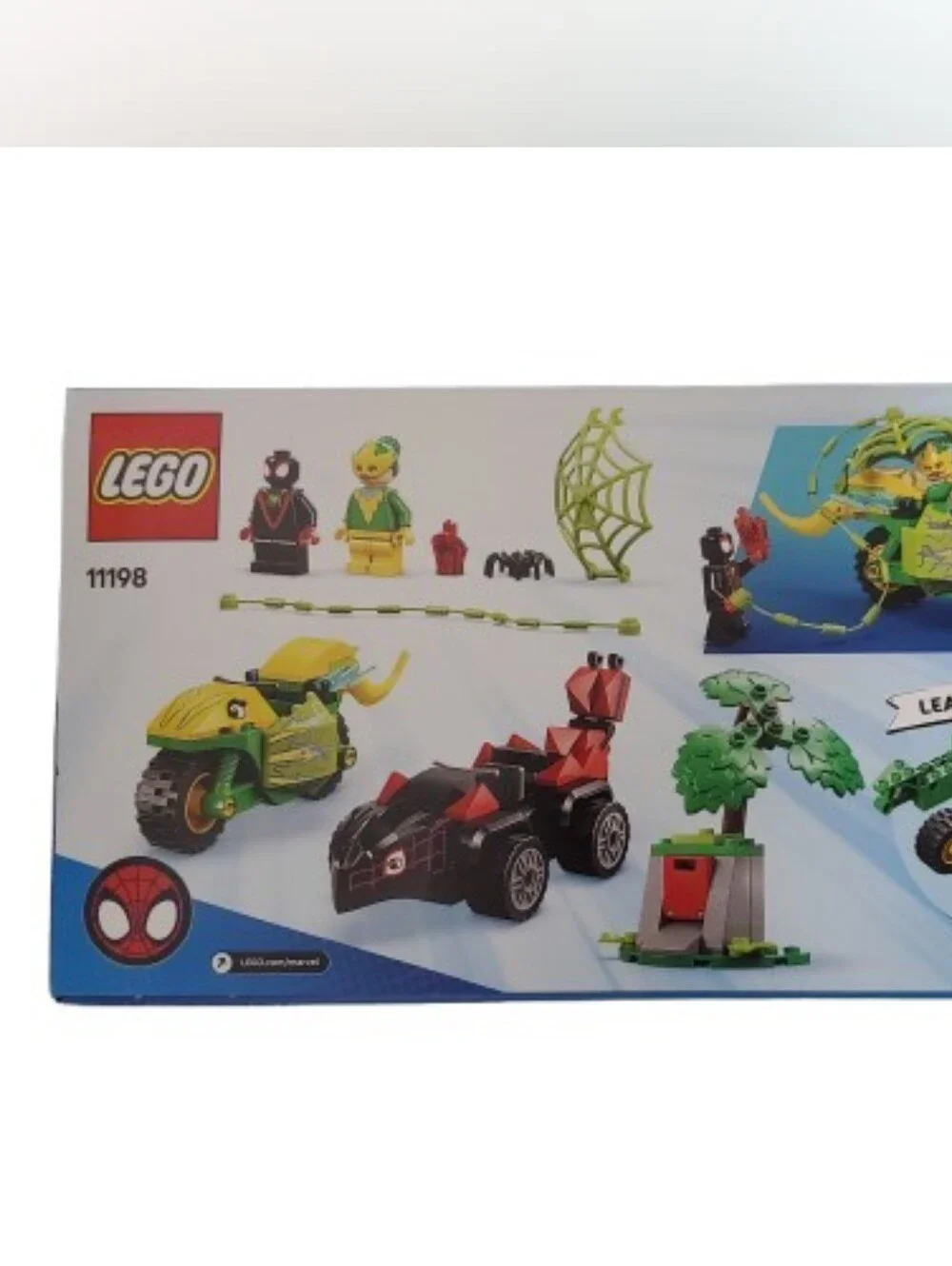 Lego marvel building